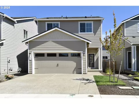 3933 SW Duniway Ln, Gresham, OR 97080