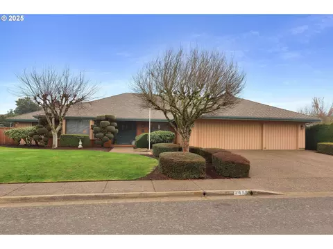 1415 Victorian Way, Eugene, OR 97401