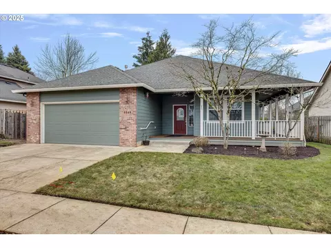 1189 S Sycamore St, Canby, OR 97013