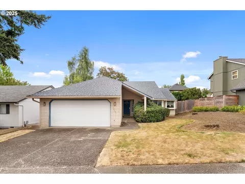 12261 SEasthampton St, Clackamas, OR 97015