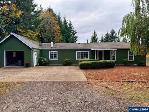 2115 Pioneer Rd, Dallas, OR 97338