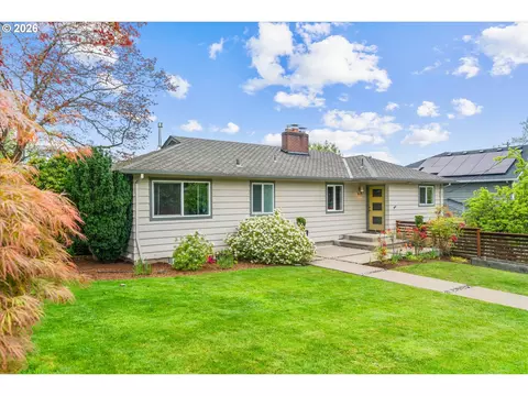 1605 SW 88th Ave, Portland, OR 97225