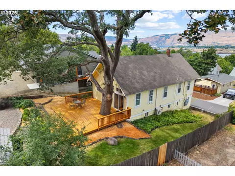 510 E 14th St, The Dalles, OR 97058