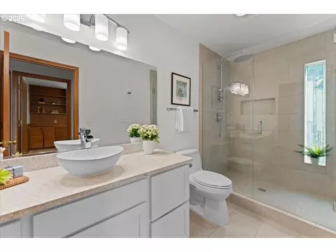 Bath - 7428 SE Cottrell Rd, Gresham, OR 97080 photo 1 of 3