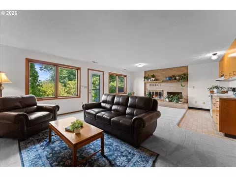 Living - 7428 SE Cottrell Rd, Gresham, OR 97080 photo 5 of 5