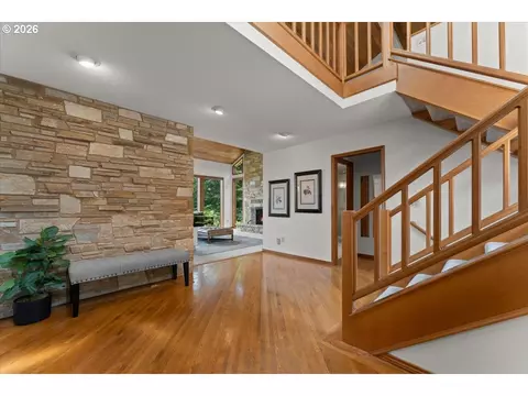 Entry Way - 7428 SE Cottrell Rd, Gresham, OR 97080 photo 2 of 3