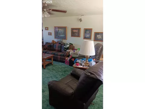 Other - 865 E Kennedy Ave, Hermiston, OR 97838 photo 6 of 7