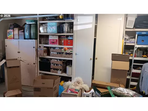 Other - 865 E Kennedy Ave, Hermiston, OR 97838 photo 2 of 7