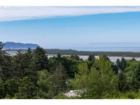 224 Holly Heights Ave, Netarts, OR 97143