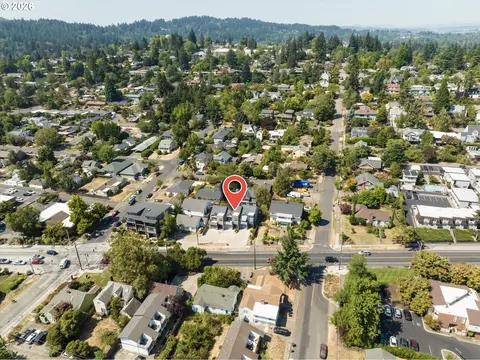View/Area - 2330 Willamette St, Eugene, OR 97405 photo 5 of 5
