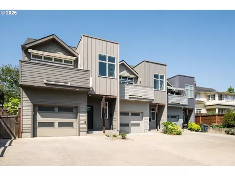 Exterior - 2330 Willamette St, Eugene, OR 97405 photo 1 of 11