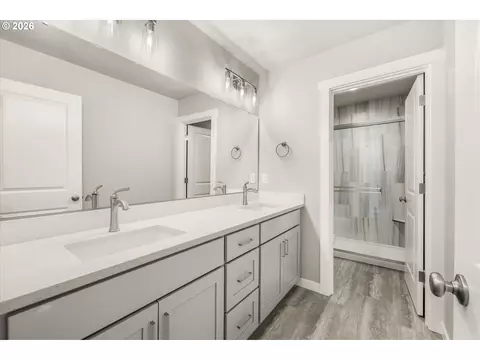 165 NW Mawrcrest Ave, Gresham, OR 97030 photo 11