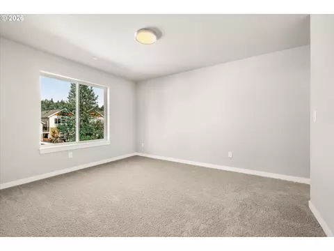 165 NW Mawrcrest Ave, Gresham, OR 97030 photo 9