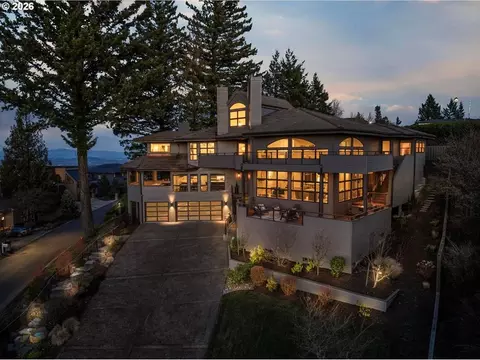 72 Nansen Smt, Lake Oswego, OR 97035