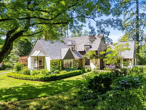 5050 SW Hilltop Ln, Portland, OR 97221