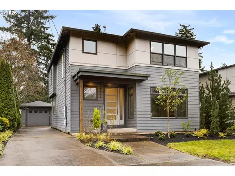 4902 SE Ogden St, Portland, OR 97206