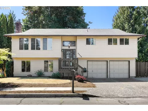 3820 SW 3rd St, Gresham, OR 97030
