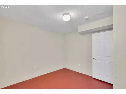 Bedroom - 2474 SW Willowbrook Ave, Gresham, OR 97080 photo 11 of 12