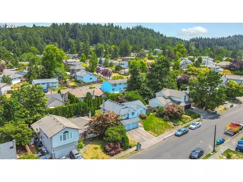 View/Area - 2474 SW Willowbrook Ave, Gresham, OR 97080 photo 5 of 7