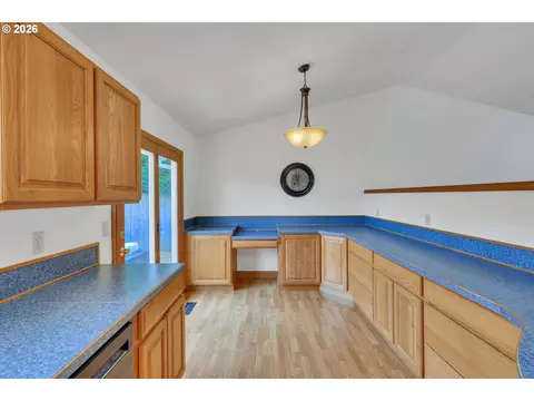 Kitchen - 2474 SW Willowbrook Ave, Gresham, OR 97080 photo 1 of 1