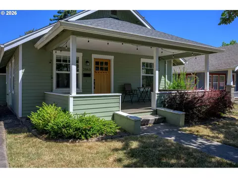Exterior - 2063 Onyx St, Eugene, OR 97403 photo 2 of 10