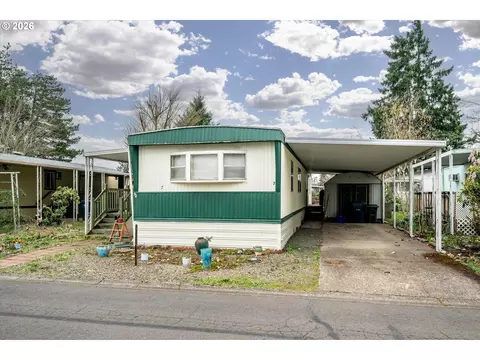 5335 Main St #7, Springfield, OR 97478 photo 2