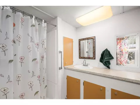 5335 Main St #7, Springfield, OR 97478 photo 17