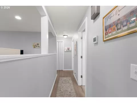 Entry Way - 654 Cherry Dr #1, Eugene, OR 97401 photo 3 of 3