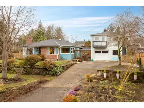 5210 SE 40th Ave, Portland, OR 97202