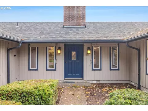 16700 Arney Rd, Woodburn, OR 97071