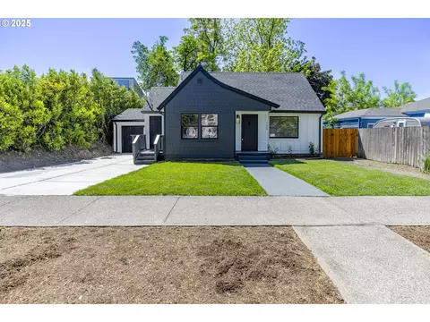 155 B St, Springfield, OR 97477