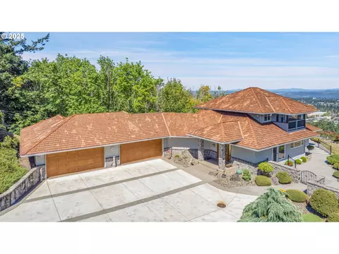 75 SW Lovhar Dr, Gresham, OR 97080