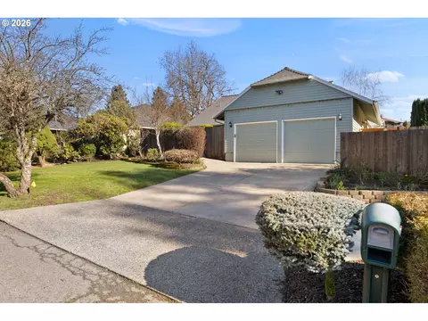 14568 SE Kingston Ave, Milwaukie, OR 97267