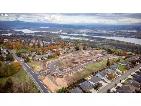520 NW Halifax St, Camas, WA 98607
