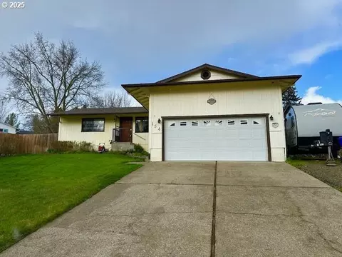 154 Maywood Ct, Roseburg, OR 97471