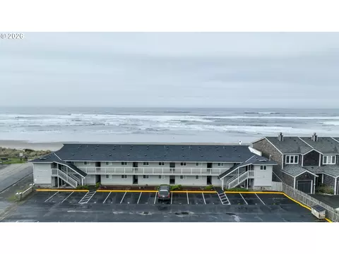 137 S Pacific St #16, Rockaway Beach, OR 97136