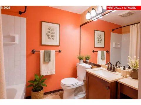 Bath - 4047 Donald St #C, Eugene, OR 97405 photo 1 of 3