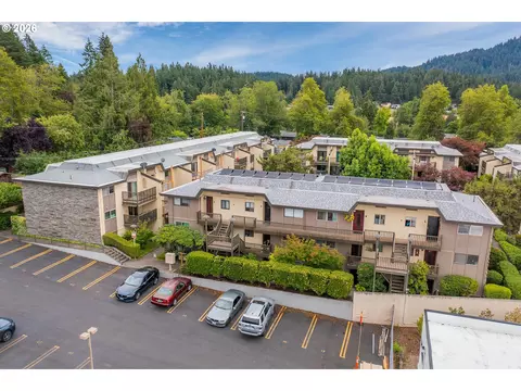 Exterior - 4047 Donald St #C, Eugene, OR 97405 photo 8 of 10