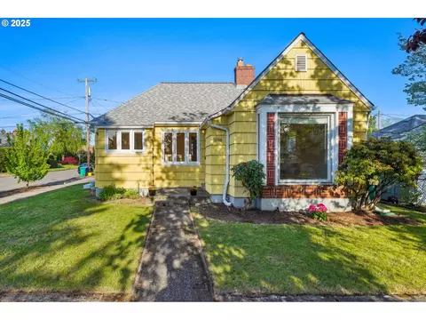 3106 SE 76th Ave, Portland, OR 97206