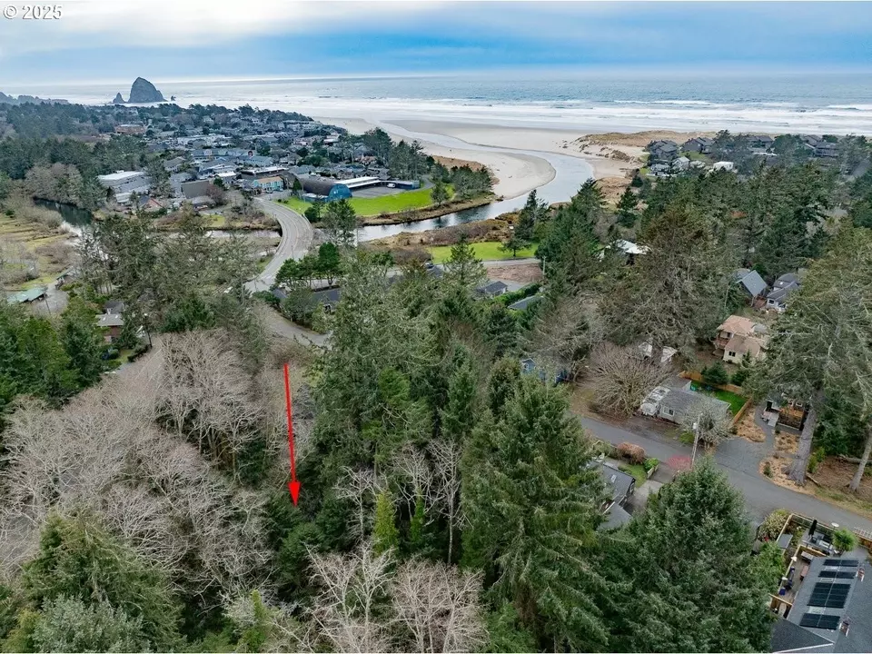  Birch St, Cannon Beach, OR 97110 photo 2