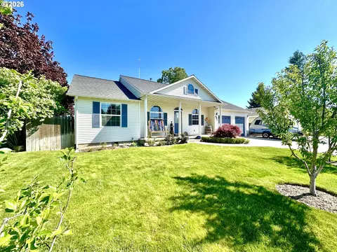 2503 E O Ave, La Grande, OR 97850