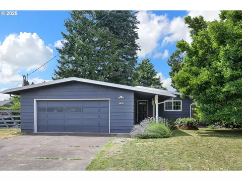 1406 Barton St, Eugene, OR 97404