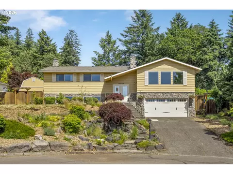 10824 SE 95th Ct, Happy Valley, OR 97086