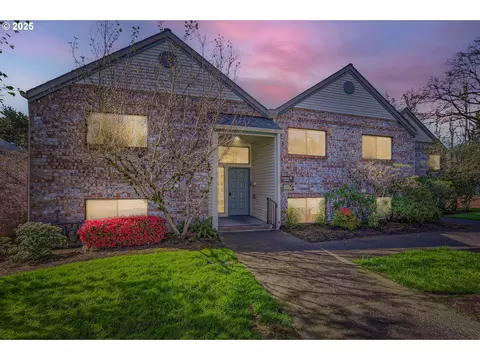 16139 SW 130th Ter #36, King City, OR 97224