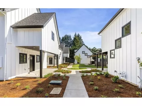 11813 NW 38th Ave #C, Vancouver, WA 98685