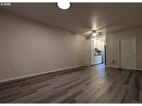 Living - 28 Lawrence St, Eugene, OR 97401 photo 7 of 7