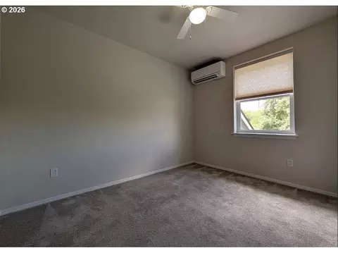 Bedroom - 28 Lawrence St, Eugene, OR 97401 photo 6 of 10