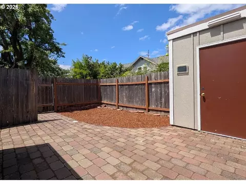 Exterior - 28 Lawrence St, Eugene, OR 97401 photo 3 of 7