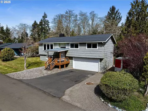 35363 Woodland Ln, Astoria, OR 97103