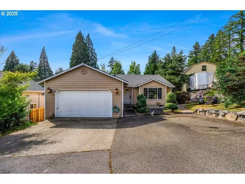 5155 SE Thomas Smith Rd, Milwaukie, OR 97267